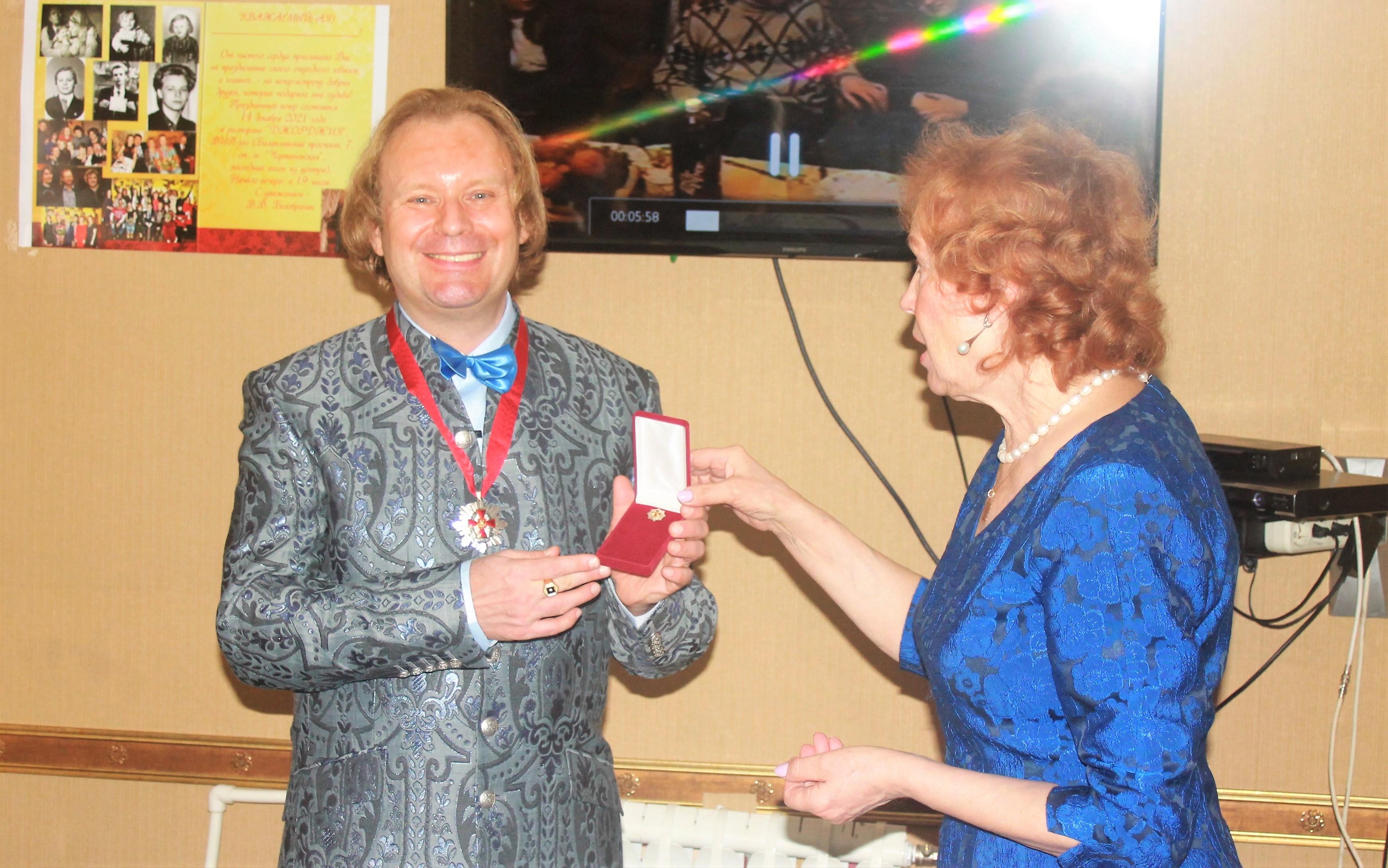 Поздравляем заведующего кафедрой Сервиса Виталия Викторовича Белобрагина с получением Ордена и почетного звания